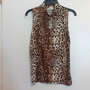 Eye Candy keyhole neck top